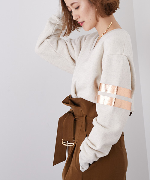 STUDIOUS(ステュディオス)の「【STUDIOUS】箔プリントカレッジスウェット(スウェット・レディース・グレー/ホワイト・1)」の10枚目の写真