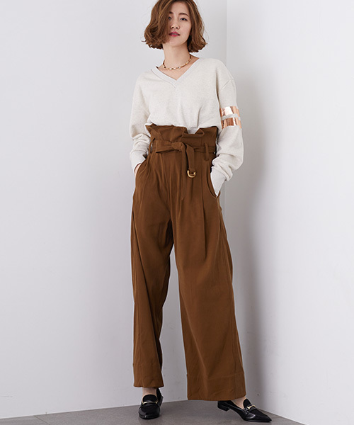 STUDIOUS(ステュディオス)の「【STUDIOUS】箔プリントカレッジスウェット(スウェット・レディース・グレー/ホワイト・1)」の11枚目の写真