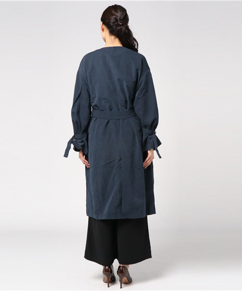 earth music&ecology（アースミュージックアンドエコロジー）の「ドロップショルダーノーカラーコート（ノーカラージャケット・レディース・ベージュ/ネイビー/カーキ・FREE）」の8枚目の写真