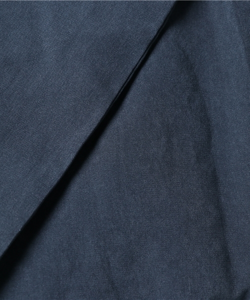 earth music&ecology（アースミュージックアンドエコロジー）の「ドロップショルダーノーカラーコート（ノーカラージャケット・レディース・ベージュ/ネイビー/カーキ・FREE）」の5枚目の写真