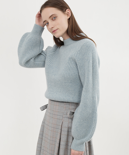 JILL STUART（ジルスチュアート）の「ポリシアミドルネックニット（ニット/セーター・レディース・ホワイト/グレー/ブルー・M/MEDIUM）」の3枚目の写真