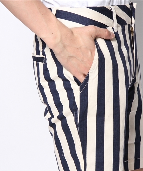 CIAOPANIC TYPY(チャオパニックティピー)の「総柄ショートパンツ(その他パンツ・メンズ・アイボリー/ホワイト/ストライプ/その他/ネイビー/ダークブルー・MEDIUM/LARGE)」の11枚目の写真