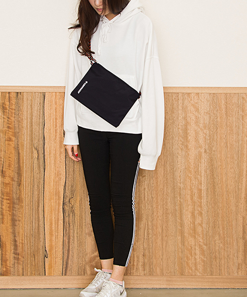 CONVERSE（コンバース）の「【CONVERSE】PACKABLE SACOCHE/サコッシュ/ショルダーバッグ/カバン/コンバース（ショルダーバッグ・レディース・ネイビー/パープル/ブラック・FREE）」の22枚目の写真