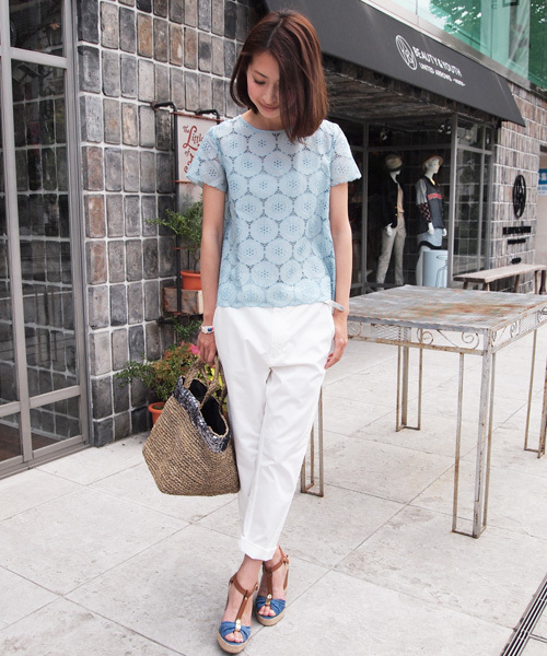 BEAUTY&YOUTH UNITED ARROWS(ビューティーアンドユースユナイテッドアローズ)の「BYSF カットレースブラウス ◆(シャツ/ブラウス・レディース・ホワイト/シャーベット/ライトブルー・フリー)」の11枚目の写真