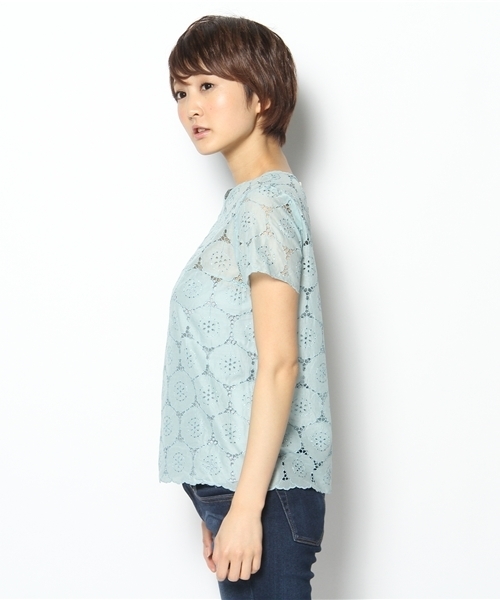 BEAUTY&YOUTH UNITED ARROWS(ビューティーアンドユースユナイテッドアローズ)の「BYSF カットレースブラウス ◆(シャツ/ブラウス・レディース・ホワイト/シャーベット/ライトブルー・フリー)」の5枚目の写真