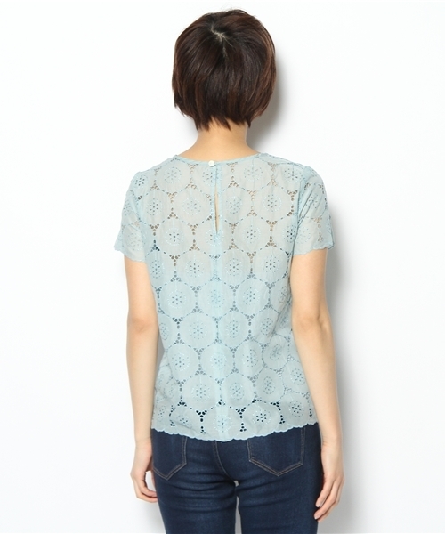 BEAUTY&YOUTH UNITED ARROWS(ビューティーアンドユースユナイテッドアローズ)の「BYSF カットレースブラウス ◆(シャツ/ブラウス・レディース・ホワイト/シャーベット/ライトブルー・フリー)」の6枚目の写真