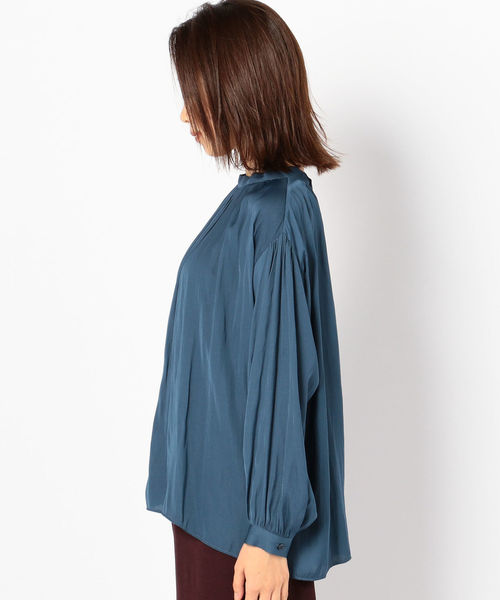 SHIPS(シップス)の「PrimaryNavyLabel:サテンブラウス(シャツ/ブラウス・レディース・ブラック/ロイヤルブルー・ONE SIZE)」の8枚目の写真