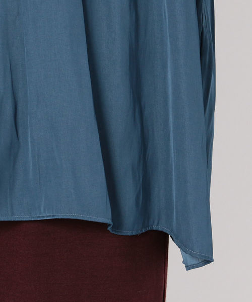 SHIPS(シップス)の「PrimaryNavyLabel:サテンブラウス(シャツ/ブラウス・レディース・ブラック/ロイヤルブルー・ONE SIZE)」の12枚目の写真