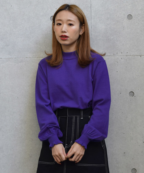 w closet(ダブルクローゼット)の「12Gフリルハイネックプルオーバー(ニット/セーター・レディース・ホワイト/ブラック/パープル/オレンジ/ライトベージュ・FREE)」の4枚目の写真