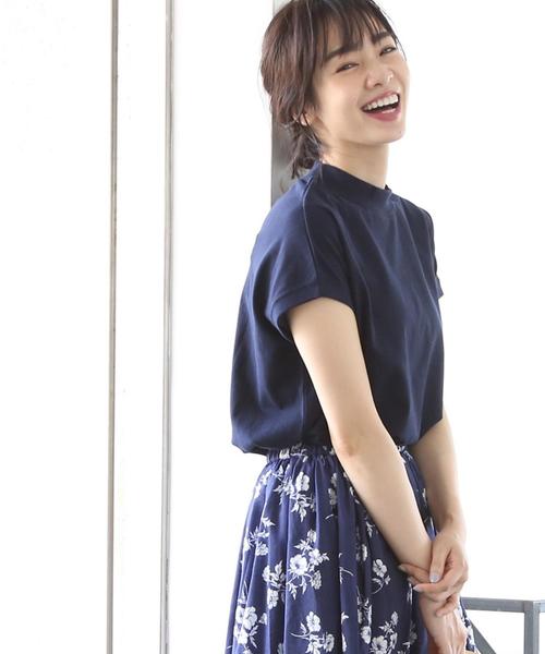 coen（コーエン）の「【WEB限定カラーに新色ブラウン登場】USAコットンハイネックTシャツ（Tシャツ/カットソー・レディース・ネイビー/パープル/ホワイト/ブラック/カーキ/ナチュラル/テラコッタ/ライム/ライラック/ベージュ/マスタード/ピンク/ダークブラウン・FREE）」の9枚目の写真