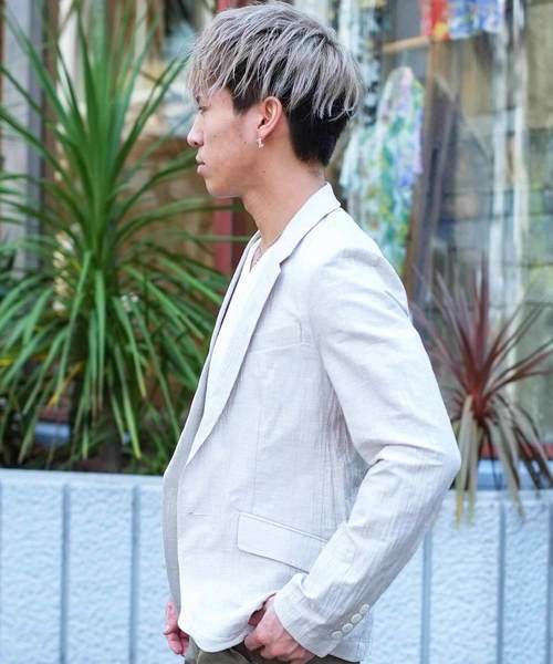 GOSTAR DE FUGA（ゴスタール ジフーガ）の「ワッシャー加工リネンテーラードジャケット（テーラードジャケット・メンズ・ホワイト/ベージュ/ネイビー・M/L/XL）」の11枚目の写真