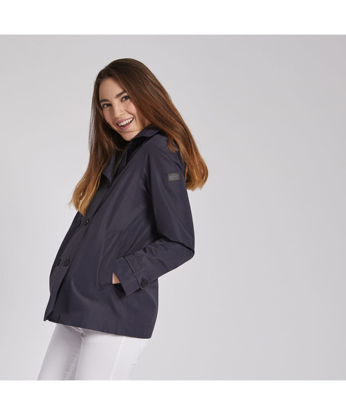 AIGLE（エーグル）の「スウシア（トレンチコート・レディース・グレー/ロイヤルブルー/ダークネイビー・38/36）」の8枚目の写真