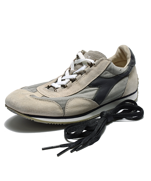 BEAMS F(ビームスエフ)の「diadora / “EQUIPE”ストーンウォッシュ (スニーカー・メンズ・グレー/ブルー/ネイビー/ベージュ/その他2・6/8.5/7/9/8/5.5/6.5/7.5)」の11枚目の写真
