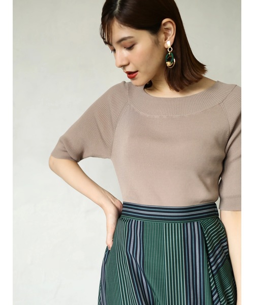 YECCA VECCA（イェッカヴェッカ）の「2way5分袖リブニット（ニット/セーター・レディース・ブラック/ベージュ/ブルー/バーガンディー・FREE）」の2枚目の写真