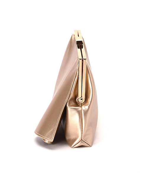 MONO　COMME CA（モノコムサ）の「がま口 パーティバッグ（クラッチバッグ・レディース・ブラック/ベージュ・FREE）」の8枚目の写真