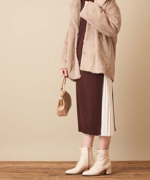 natural couture（ナチュラルクチュール）の「レースアップレディブーツ（ブーツ・レディース・アイボリー/ブラック/モカ・MEDIUM/LARGE）」の4枚目の写真