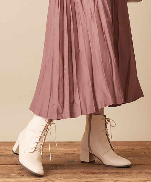 natural couture（ナチュラルクチュール）の「レースアップレディブーツ（ブーツ・レディース・アイボリー/ブラック/モカ・MEDIUM/LARGE）」の10枚目の写真