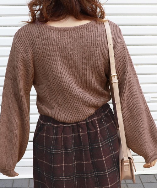 PairPair（ペアペア）の「編み上げ袖ボリュームニットプルオーバー（ニット/セーター・レディース・ピンク/アイボリー/モカ・FREE）」の6枚目の写真