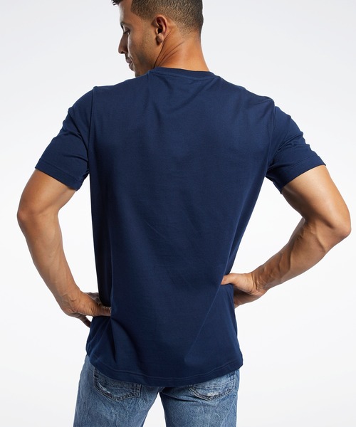 Reebok(リーボック)の「ベクターロゴ ショートスリーブ Tシャツ / CL F VECTOR TEE(Tシャツ/カットソー・メンズ・ブラック/ネイビー/ホワイト・SMALL/X-LARGE/LARGE/XX-LARGE/MEDIUM)」の10枚目の写真