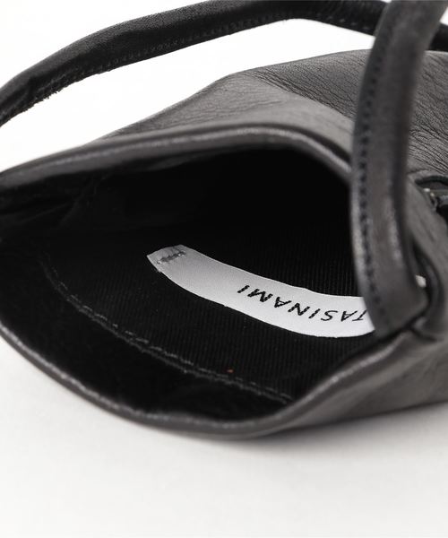 TASINAMI（タシナミ）の「TASINAMI 縦型ミニレザーショルダーバッグ (TA-2016)（ショルダーバッグ・レディース・グレー/カーキ/ブラック・FREE）」の4枚目の写真