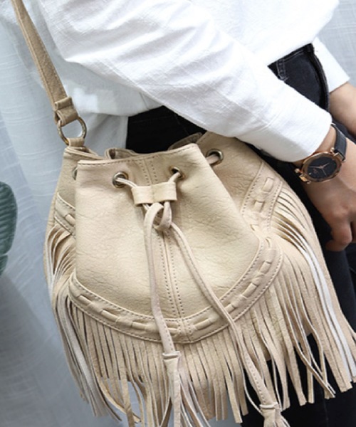 フリンジショルダーバッグ