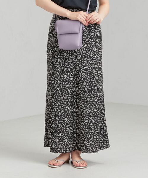 green label relaxing（グリーンレーベルリラクシング）の「CFC プリント / 無地 バイヤス ナロー スカート（スカート・レディース・オフホワイト/ケリー/ブラウン/ブラック・FREE）」の2枚目の写真