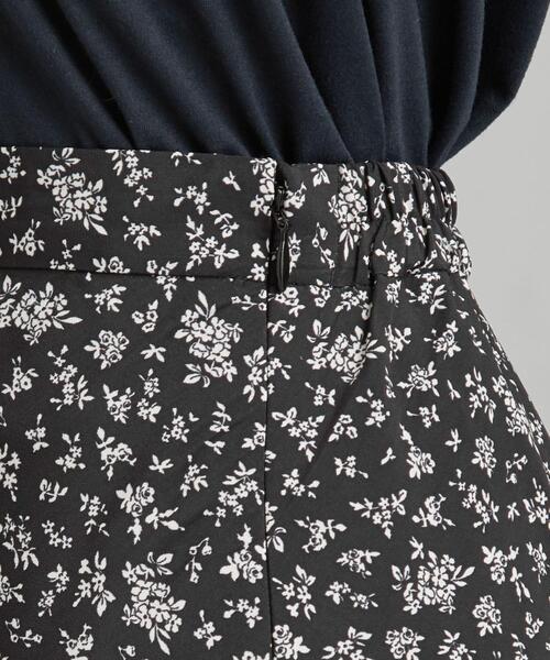 green label relaxing（グリーンレーベルリラクシング）の「CFC プリント / 無地 バイヤス ナロー スカート（スカート・レディース・オフホワイト/ケリー/ブラウン/ブラック・FREE）」の17枚目の写真