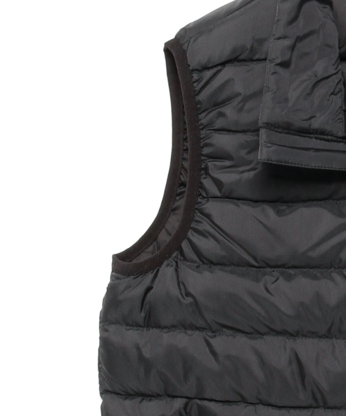 BEAMS BOY（ビームスボーイ）の「Patagonia / Boys Down Sweater Vest（ベスト・レディース・ブラック/オレンジ/ネイビー・MEDIUM）」の8枚目の写真