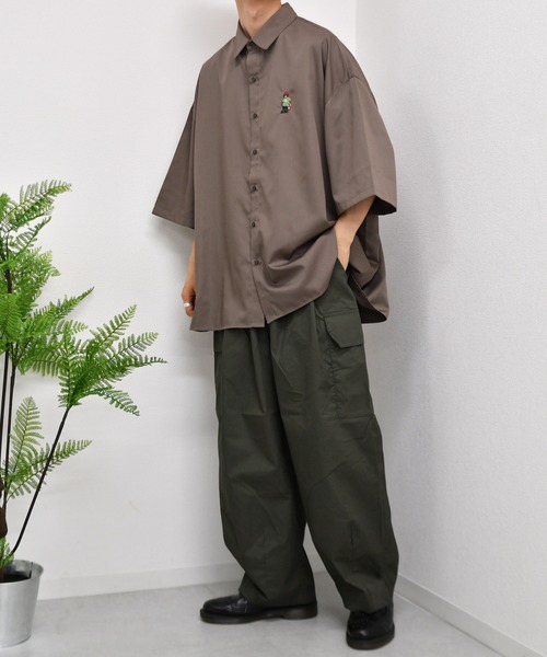 kutir(クティール)の「アソートワンポイント刺繍半袖シャツ(シャツ/ブラウス・メンズ・ライトブルー/ベージュ/ブラウン/オフホワイト/グリーン/ダークブルー・MEDIUM/LARGE)」の8枚目の写真