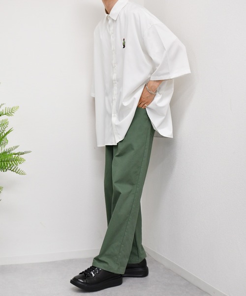 kutir(クティール)の「アソートワンポイント刺繍半袖シャツ(シャツ/ブラウス・メンズ・ライトブルー/ベージュ/ブラウン/オフホワイト/グリーン/ダークブルー・MEDIUM/LARGE)」の17枚目の写真