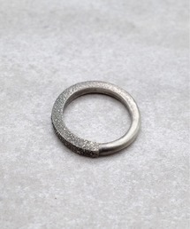Sand texture morphing ring