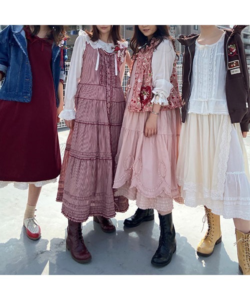 最終価格❗ピンクハウス❤️お袖のフリルが素敵なカットソーブラウス ピンクハウス❤️フリルが素敵なカットソー