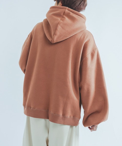 epnok（エプノック）の「配色ステッチルーズパーカー（パーカー・メンズ・オレンジ/ブラック/ベージュ・LARGE/MEDIUM）」の4枚目の写真