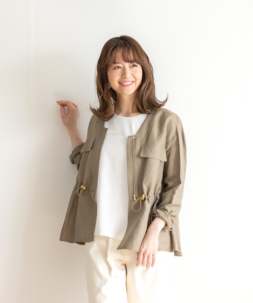 Emilyan（エミリアン）の「【2021SS】リネンツイル・ウエストシャーリングデザインブルゾン（ブルゾン・レディース・アイボリー/カーキ・9号）」の2枚目の写真