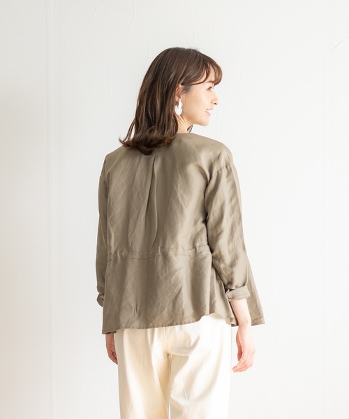 Emilyan（エミリアン）の「【2021SS】リネンツイル・ウエストシャーリングデザインブルゾン（ブルゾン・レディース・アイボリー/カーキ・9号）」の5枚目の写真
