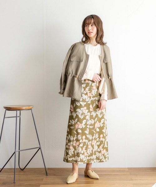 Emilyan（エミリアン）の「【2021SS】リネンツイル・ウエストシャーリングデザインブルゾン（ブルゾン・レディース・アイボリー/カーキ・9号）」の7枚目の写真