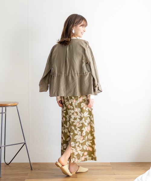 Emilyan（エミリアン）の「【2021SS】リネンツイル・ウエストシャーリングデザインブルゾン（ブルゾン・レディース・アイボリー/カーキ・9号）」の10枚目の写真