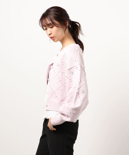 未使用美品　フランシュリッペ 花柄刺繍 ピンク薄手ニット セール】花柄もっちもちニットトップス（ニット/セーター）｜KOBE