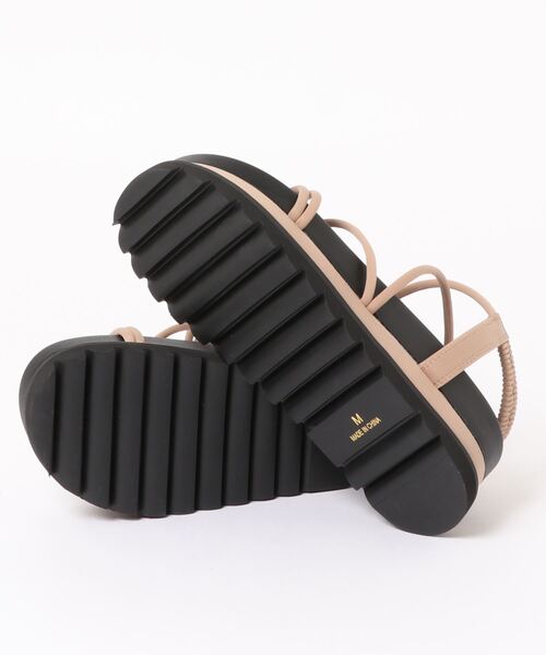 Realta(レアルタ)の「Realta(レアルタ) 厚底クロスライン サンダル(サンダル・レディース・カーキ/ブラック/ベージュ/ブラック系その他2/ブラック系その他/ホワイト系その他/ネイビー/ベージュ系その他・L/LL/M/S)」の10枚目の写真