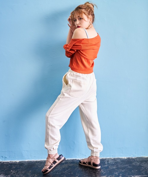 Realta(レアルタ)の「Realta(レアルタ) 厚底クロスライン サンダル(サンダル・レディース・カーキ/ブラック/ベージュ/ブラック系その他2/ブラック系その他/ホワイト系その他/ネイビー/ベージュ系その他・L/LL/M/S)」の15枚目の写真