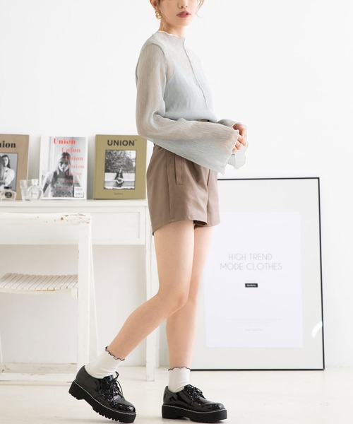 Newlyme（ニューリーミー）の「配色メロウ楊柳シフォンインナー付きトップス（シャツ/ブラウス・レディース・ブラック/オフホワイト/ベージュ/グリーン/ピンク・MEDIUM）」の10枚目の写真