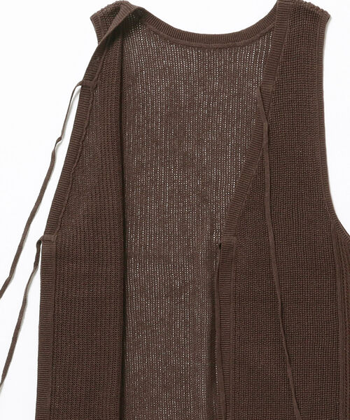 Ray BEAMS（レイビームス）の「Ray BEAMS / バック オープン ベスト（ニット/セーター・レディース・ダークブラウン/オフホワイト・ONE SIZE）」の21枚目の写真