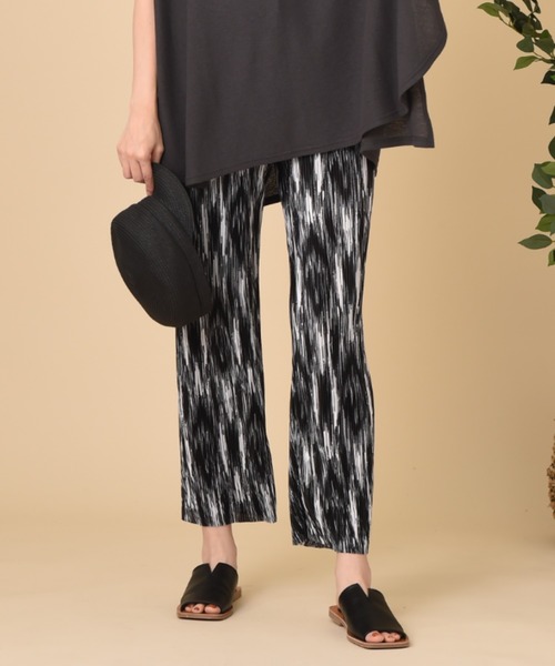 INTERPLANET（インタープラネット）の「プリーツ加工ぼかしプリントパンツ（その他パンツ・レディース・ブラック/ブラウン・FREE）」の10枚目の写真