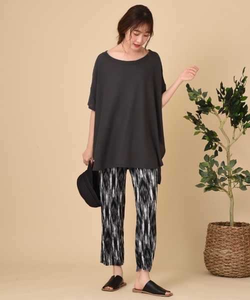 INTERPLANET（インタープラネット）の「プリーツ加工ぼかしプリントパンツ（その他パンツ・レディース・ブラック/ブラウン・FREE）」の7枚目の写真