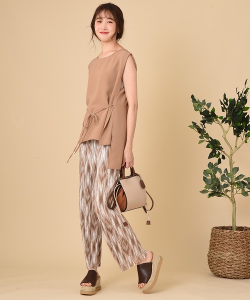 INTERPLANET（インタープラネット）の「プリーツ加工ぼかしプリントパンツ（その他パンツ・レディース・ブラック/ブラウン・FREE）」の12枚目の写真