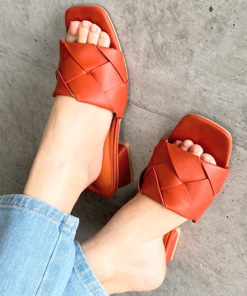 LYDIE（リディー）の「クロス編みスクエアサンダル（サンダル・レディース・ブラック/オレンジ/アイボリー/ベージュ・L/LL/M/XS/S）」の4枚目の写真