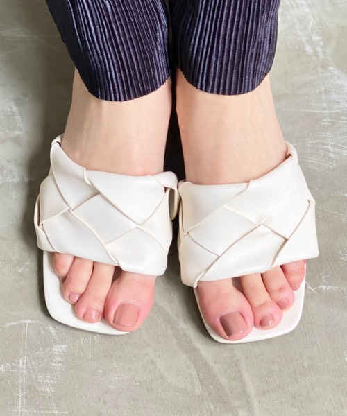 LYDIE（リディー）の「クロス編みスクエアサンダル（サンダル・レディース・ブラック/オレンジ/アイボリー/ベージュ・L/LL/M/XS/S）」の9枚目の写真