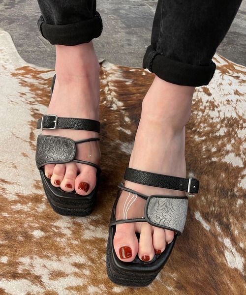 EVOL(イーボル)の「EVOL × Yukko コラボスクエアウエッジサンダル AQ30444(サンダル・レディース・アイボリー/ブラック/ベージュ・M/XS/L/LL/S)」の14枚目の写真