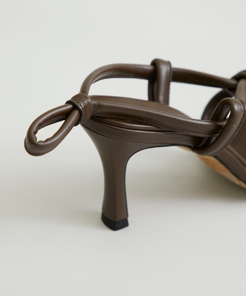 STUDIOUS SELECT（ステュディオスセレクト）の「【HEWN(ヒューン)】スクエアトゥスポンジサンダル75 (72101-03-1203)（サンダル・レディース・ブラック/ブラウン・23/24/23.5）」の20枚目の写真