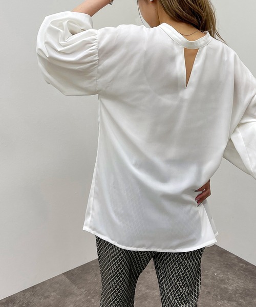 apres jour mignon(アプレジュールミニョン)の「2WAYオープンキーネックシャツ【ZOZOTOWN限定アイテム】【6PO】(シャツ/ブラウス・レディース・ブラック/オフホワイト/ダークブルー・フリー/X-LARGE)」の9枚目の写真